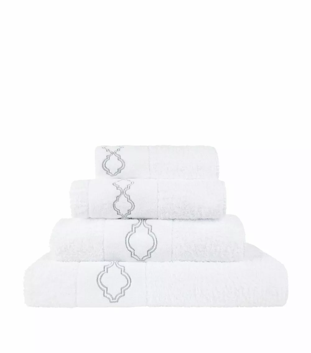 Abyss & Habidecor Chanti Bath Towel (70cm x 140cm) 109 SILVER Towels 1 Abyss & Habidecor Chanti Bath Towel (70cm x 140cm) 109 SILVER Towels