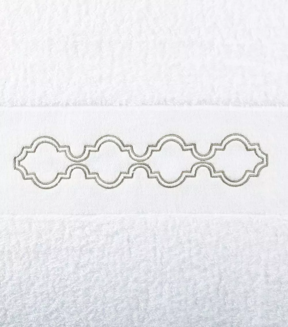 Abyss & Habidecor Chanti Bath Towel (70cm x 140cm) 109 SILVER Towels 2 Abyss & Habidecor Chanti Bath Towel (70cm x 140cm) 109 SILVER Towels - Image 2