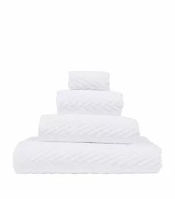 Abyss & Habidecor outlet shop 26 Abyss & Habidecor Montana Hand Towel 55cm x 100cm ATHMOSPHERE 940 Towels